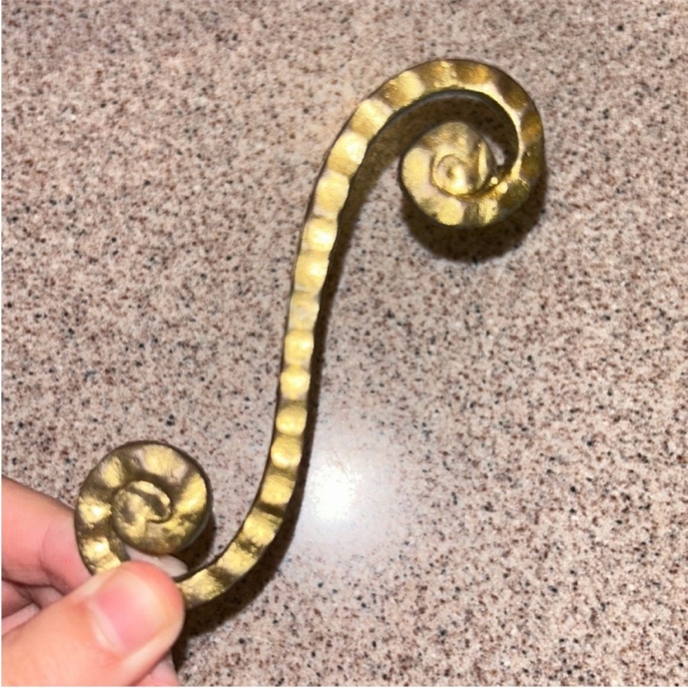 10 Elegant Gold drawer handles - Picture 2 of 5
